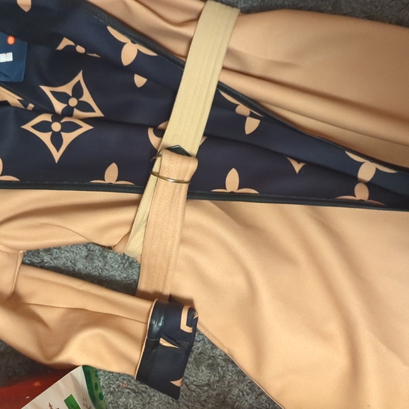 NWT jacket - Picture 3 of 4